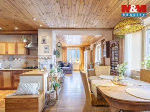 Prodej rodinného domu, Nový Bor - Arnultovice, Rumburských hrdinů, 240 m2