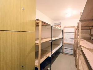 Pronájem kanceláře, Praha - Braník, U háje, 380 m2