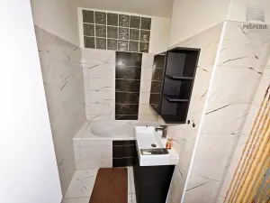 Prodej bytu 3+1, Náměšť nad Oslavou, Husova, 65 m2