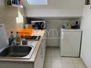 Prodej bytu 2+kk, Praha - Bubeneč, Jugoslávských partyzánů, 42 m2