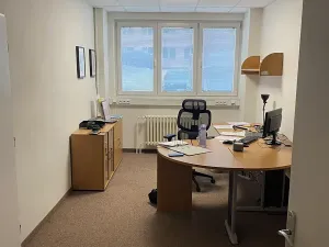 Pronájem komerční nemovitosti, Praha - Zličín, Strojírenská, 500 m2