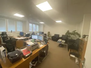 Pronájem komerční nemovitosti, Praha - Zličín, Strojírenská, 500 m2