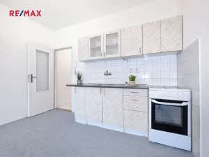 Prodej bytu 1+kk, Pardubice, Sokolovská, 29 m2