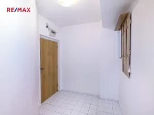 Prodej bytu 1+kk, Pardubice, Sokolovská, 29 m2