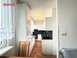 Prodej bytu 3+1, Pardubice, Bělehradská, 63 m2