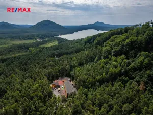 Prodej ubytování, Doksy, Pod Borným, 1700 m2