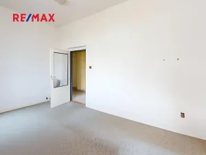 Pronájem kanceláře, Pardubice, Bohdanečská, 186 m2