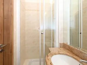 Pronájem bytu 1+kk, Praha - Smíchov, Radlická, 15 m2