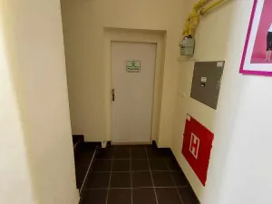 Pronájem bytu 1+kk, Praha - Bubeneč, dr. Zikmunda Wintra, 30 m2