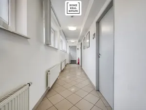 Pronájem kanceláře, Kolín, Rubešova, 634 m2