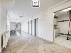 Pronájem kanceláře, Kolín, Rubešova, 256 m2