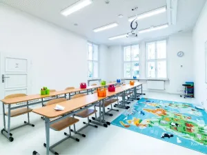 Pronájem kanceláře, Praha - Podolí, Podolská, 500 m2