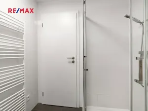 Pronájem bytu 2+kk, Horoměřice, Karla IV., 53 m2