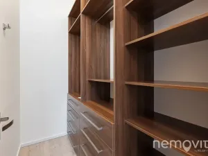 Prodej bytu 3+kk, Praha - Podolí, Na dolinách, 86 m2