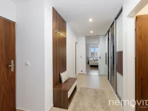 Prodej bytu 3+kk, Praha - Podolí, Na dolinách, 86 m2