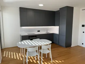 Prodej bytu 3+kk, Praha - Smíchov, Grafická, 88 m2