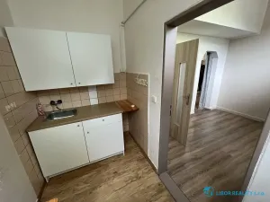 Pronájem ordinace, Frýdek-Místek, Slezská, 33 m2