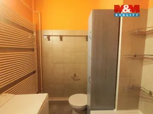 Pronájem bytu 2+kk, Hradec Králové - Kukleny, Pražská třída, 70 m2