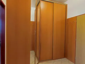 Pronájem bytu 2+kk, Hradec Králové - Kukleny, Pražská třída, 70 m2