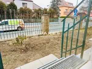 Pronájem bytu 1+kk, Praha - Liboc, Jenečská, 27 m2