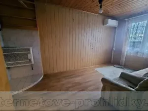 Pronájem bytu 2+kk, Praha - Vysočany, Za Klíčovem, 30 m2