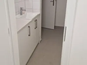 Pronájem kanceláře, Brno, Okružní, 24 m2