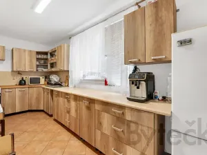 Prodej vícegeneračního domu, Jesenice, Plavecká, 215 m2