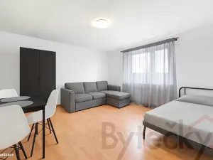 Prodej vícegeneračního domu, Jesenice, Plavecká, 215 m2