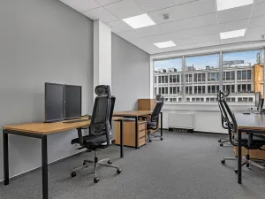 Pronájem kanceláře, Praha - Karlín, Sokolovská, 635 m2