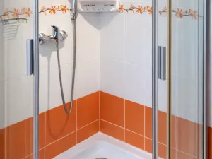 Pronájem bytu 1+kk, Kladruby nad Labem - Bílé Vchynice, 22 m2