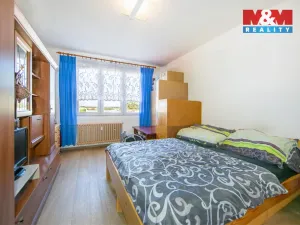 Prodej bytu 3+1, Toužim, Sídliště, 85 m2