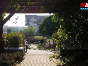 Pronájem bytu 1+kk, Praha - Dolní Měcholupy, Františka Jansy, 32 m2