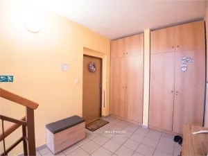 Prodej bytu 3+kk, Hodonice, Na Vinici, 83 m2