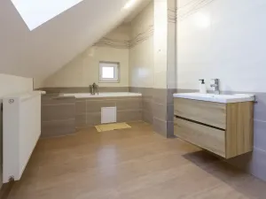 Prodej rodinného domu, Hostomice, Nádražní, 190 m2