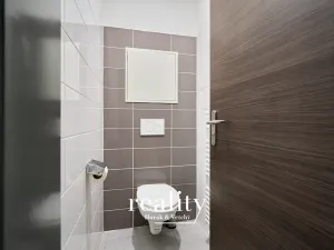 Pronájem obchodního prostoru, Znojmo, Bezručova, 72 m2