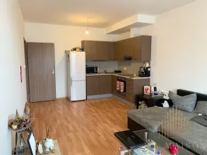 Pronájem bytu 2+kk, Praha - Vysočany, Pod Harfou, 53 m2