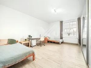 Prodej bytu 4+1, Praha - Holešovice, Bubenská, 100 m2