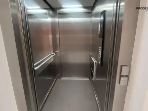 Pronájem bytu 2+kk, Praha - Vysočany, Pod Harfou, 55 m2