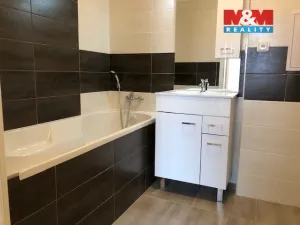 Pronájem bytu 3+kk, Pardubice, Bratranců Veverkových, 84 m2