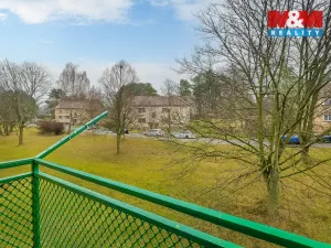 Pronájem bytu 2+1, Chvaletice, Dukelská, 46 m2