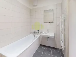 Pronájem bytu 2+kk, Olomouc, Topolová, 52 m2