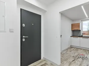 Prodej bytu 3+1, Mělnické Vtelno, Sídliště Střed, 107 m2