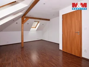 Pronájem rodinného domu, Velké Březno, Tovární, 233 m2