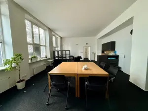 Pronájem kanceláře, Brno - Židenice, Kosmákova, 12 m2