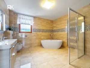 Prodej bytu 5+kk, Červené Pečky, Na Vyhlídce, 229 m2