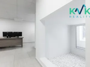 Prodej kanceláře, Karlovy Vary, Spálená, 92 m2