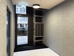 Pronájem bytu 2+kk, Praha - Holešovice, Komunardů, 60 m2