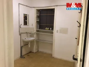 Pronájem obchodního prostoru, Hranice - Hranice I-Město, Svatoplukova, 52 m2