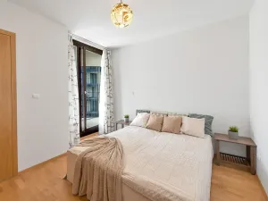 Pronájem bytu 2+kk, Praha - Žižkov, Ke kapslovně, 67 m2