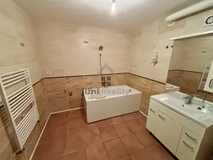 Prodej bytu 2+kk, České Budějovice, Rudolfovská tř., 98 m2